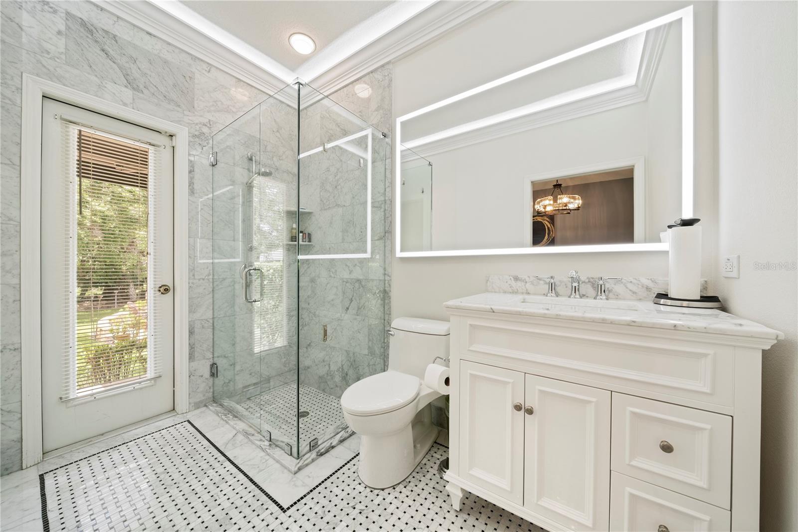2805 BERWICK DR — photo 40