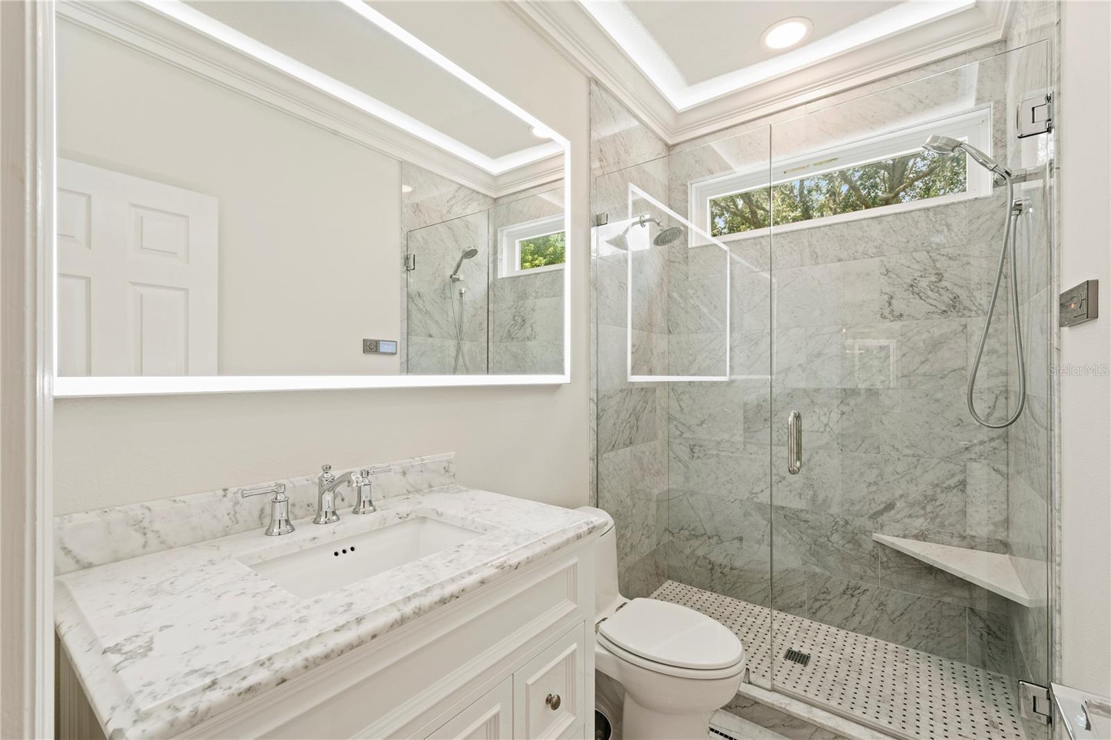 2805 BERWICK DR — photo 47
