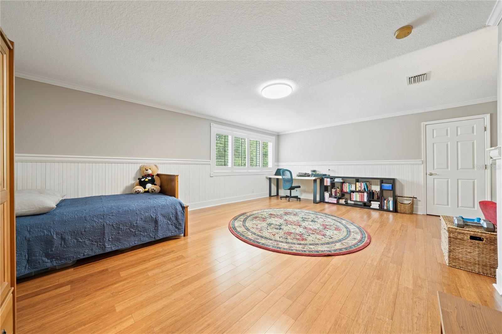 2805 BERWICK DR — photo 53