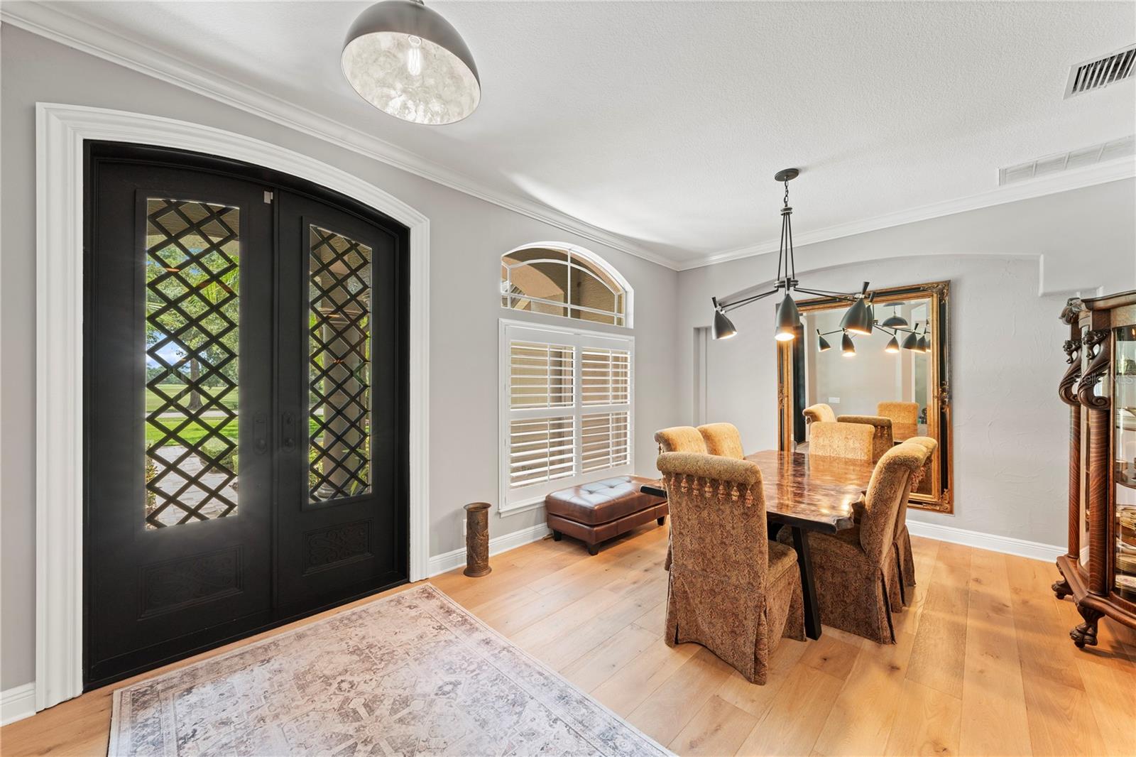 2805 BERWICK DR — photo 3