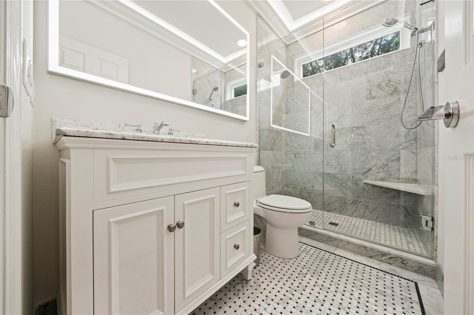 2805 BERWICK DR — photo 43