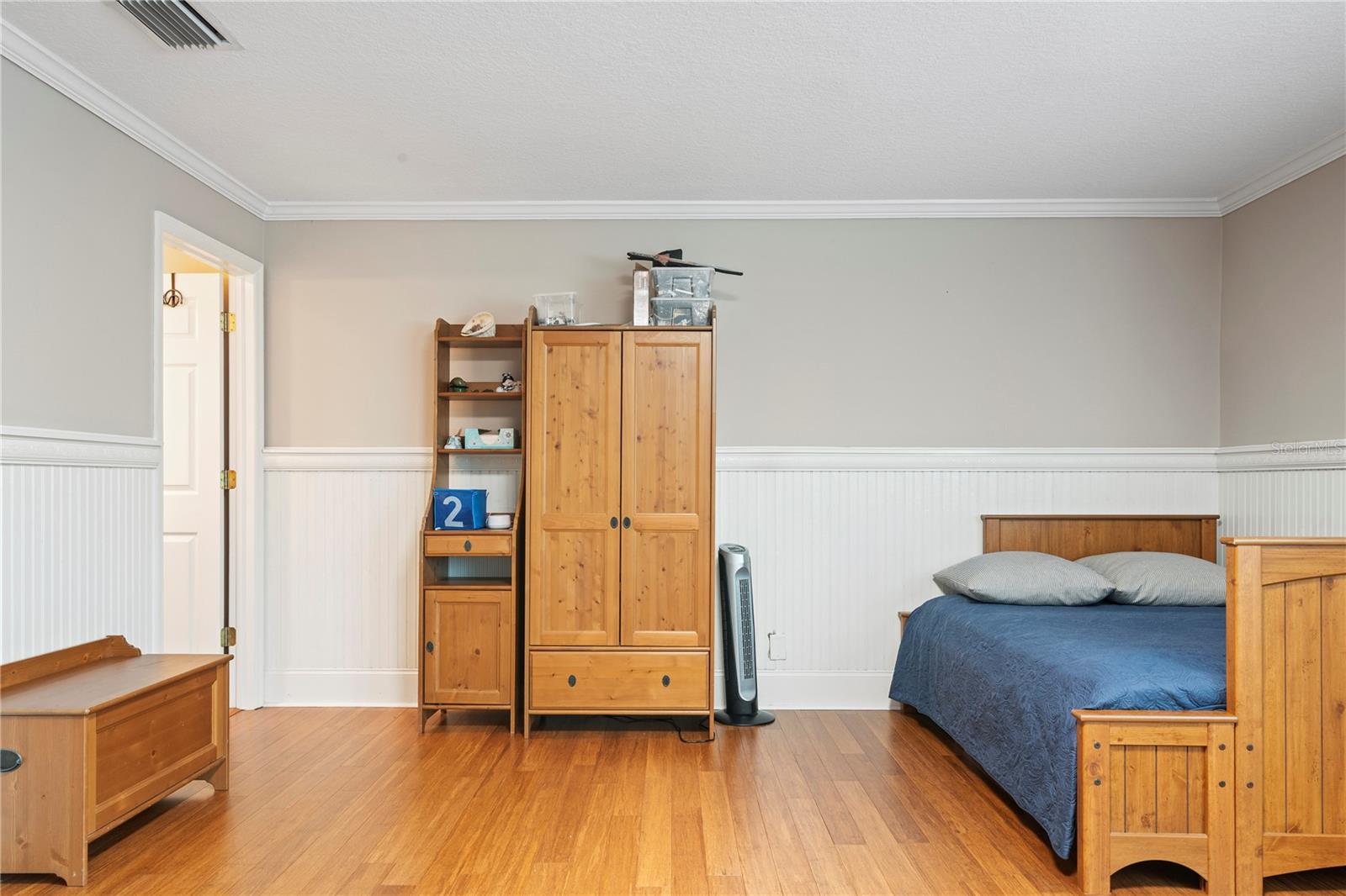 2805 BERWICK DR — photo 54