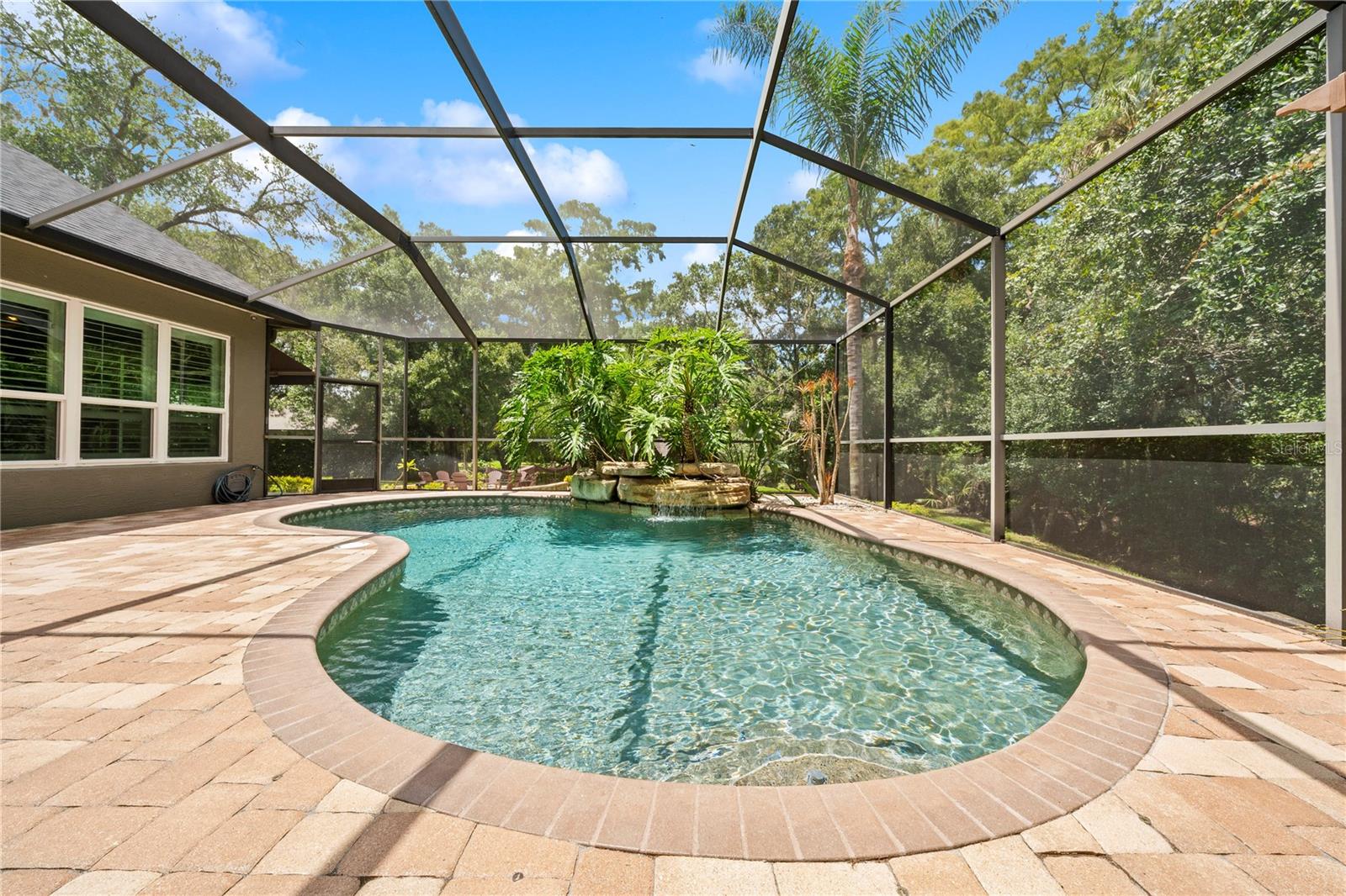 2805 BERWICK DR — photo 63