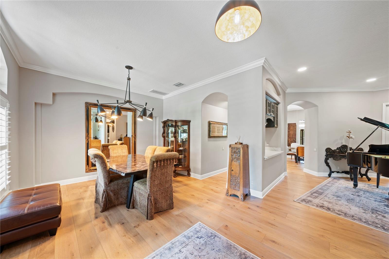 2805 BERWICK DR — photo 5
