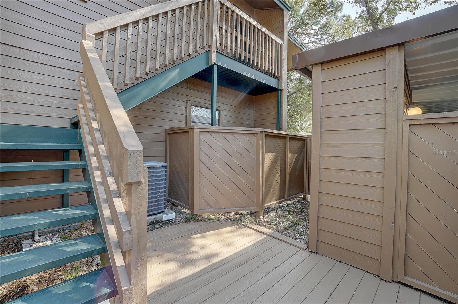 1106 LENNOX RD W — photo 4