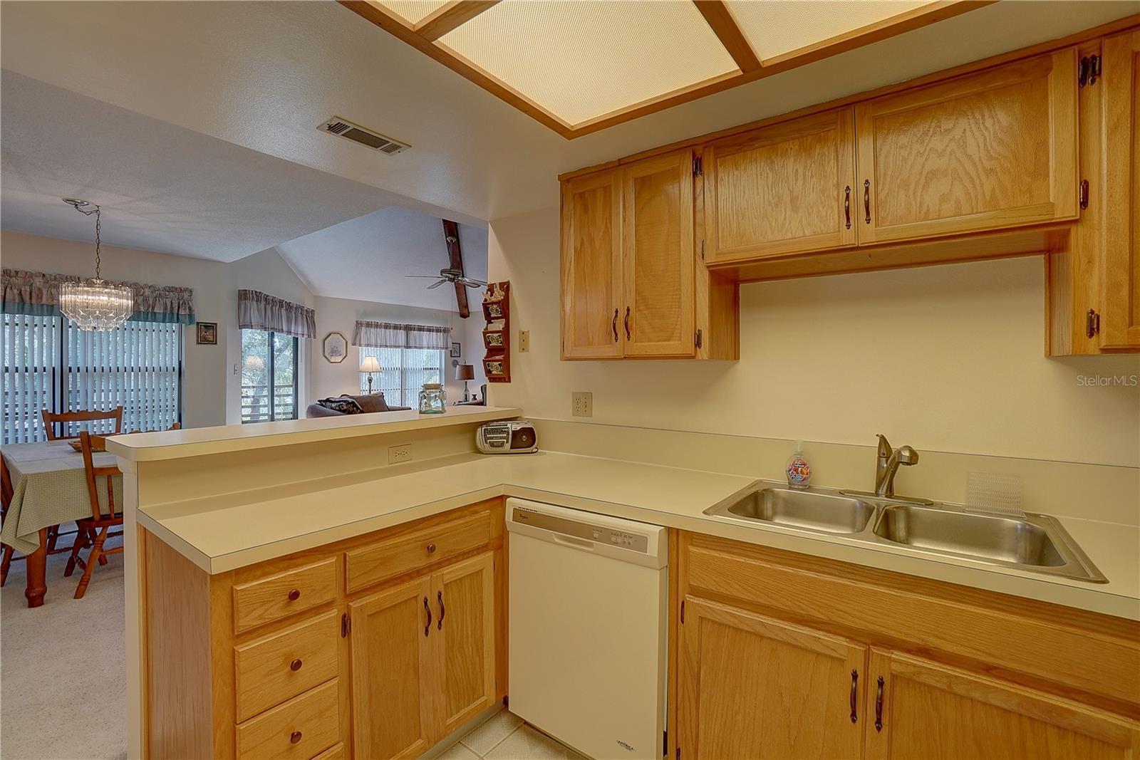 1106 LENNOX RD W — photo 15