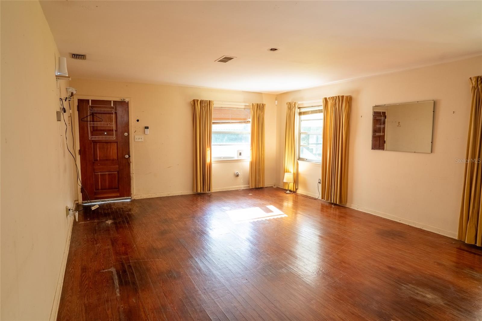 5151 DREXEL RD — photo 11