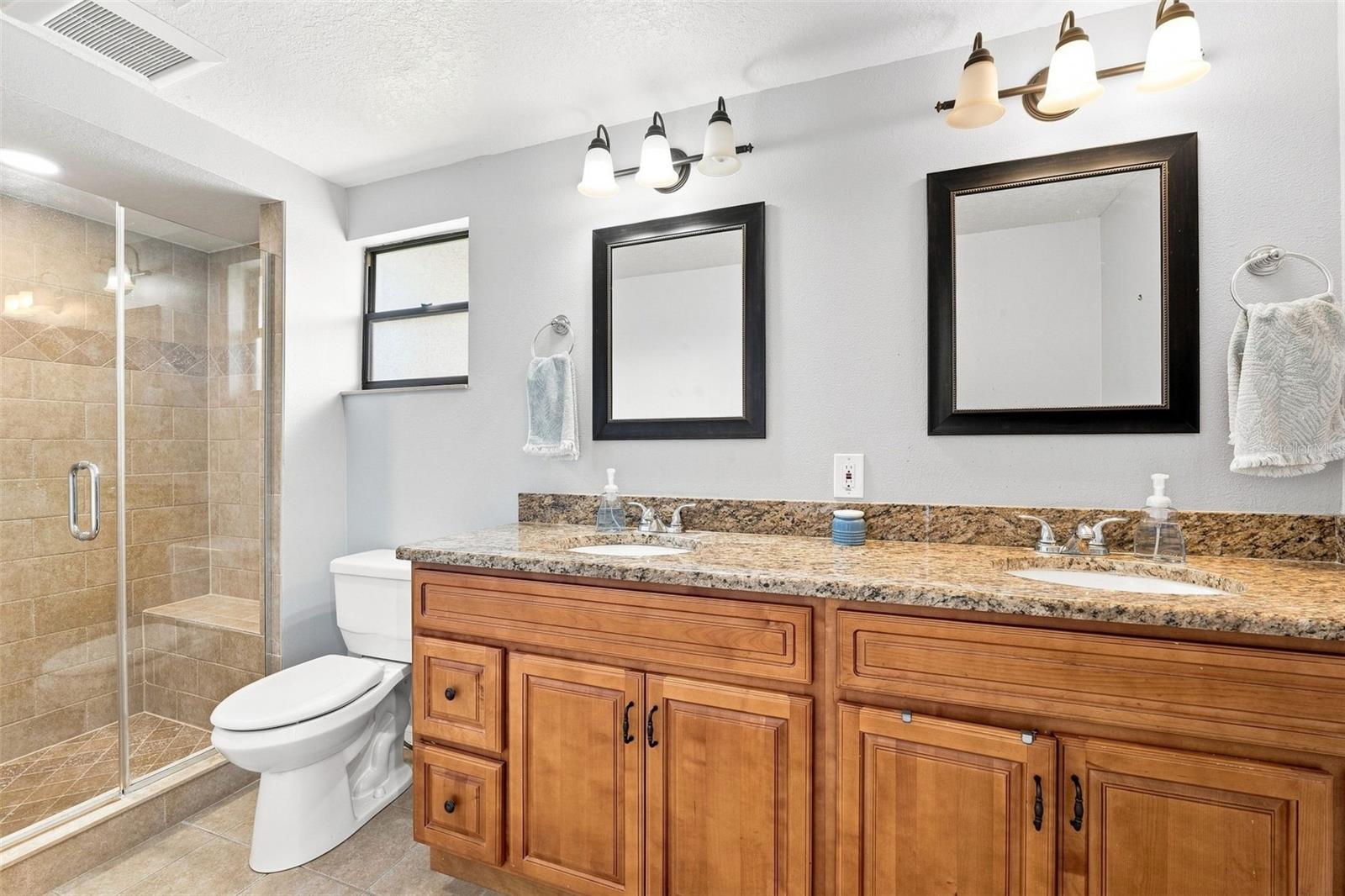 15868 COUNTRY LAKE DR — photo 36