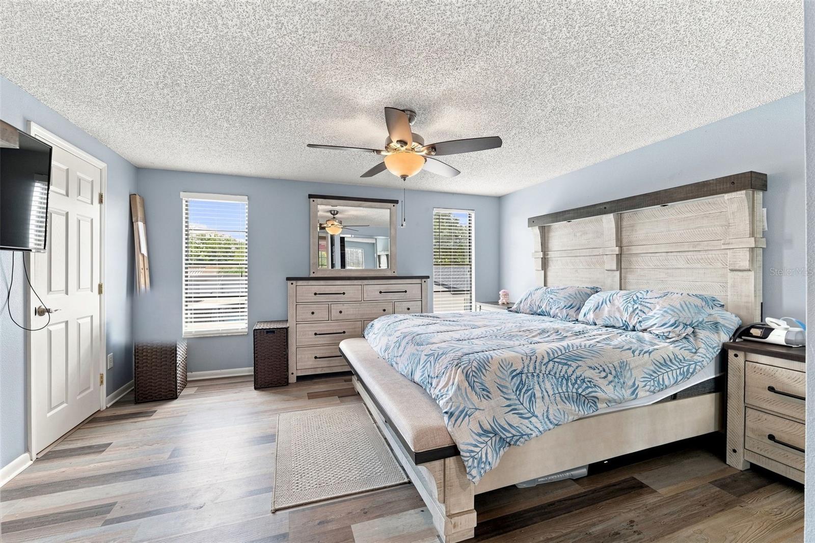 15868 COUNTRY LAKE DR — photo 34