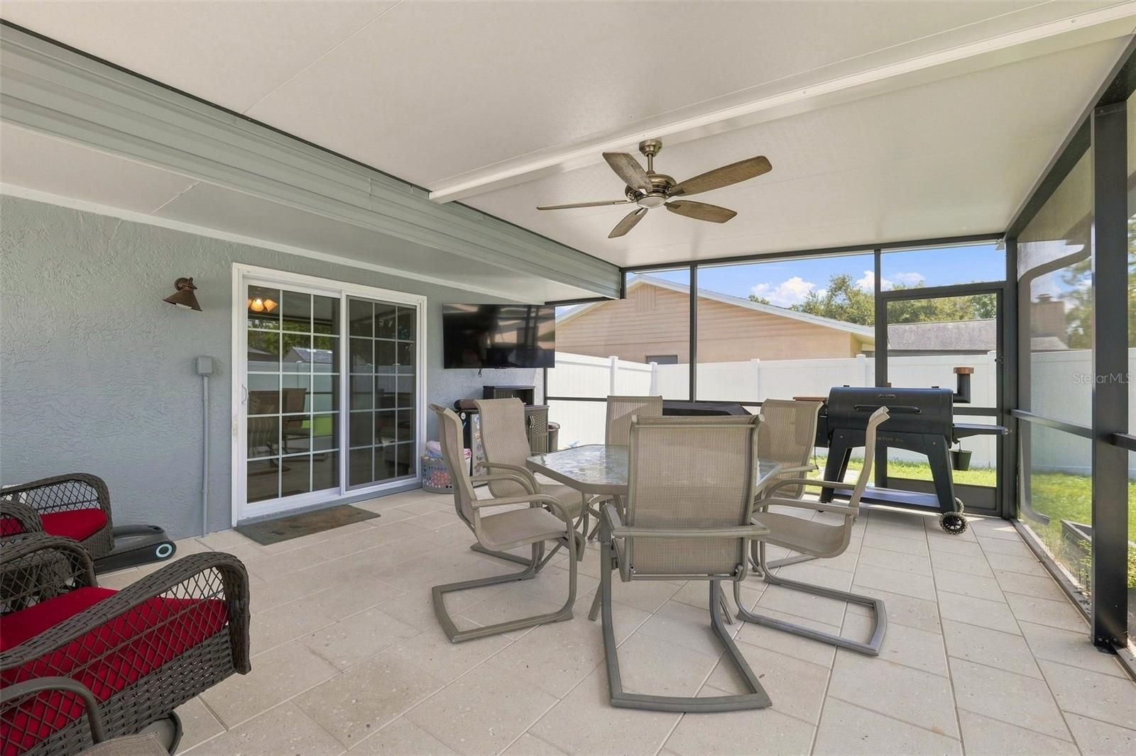 15868 COUNTRY LAKE DR — photo 30
