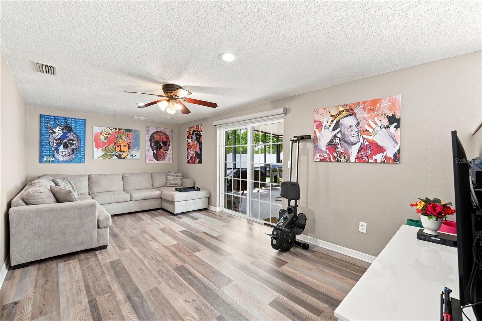 15868 COUNTRY LAKE DR — photo 18