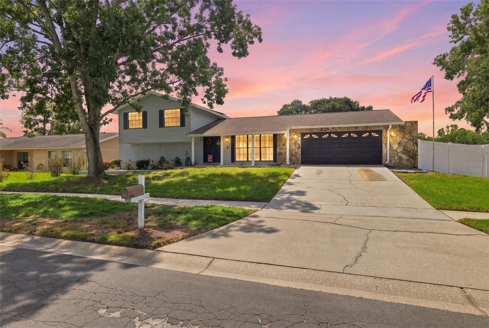 15868 COUNTRY LAKE DR — photo 50