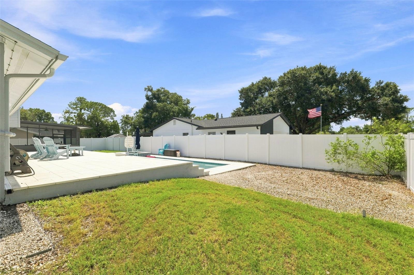 15868 COUNTRY LAKE DR — photo 26