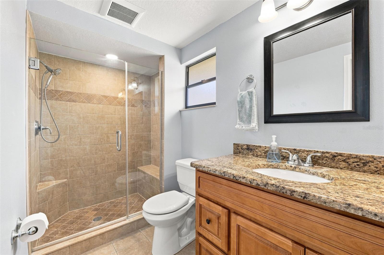 15868 COUNTRY LAKE DR — photo 37