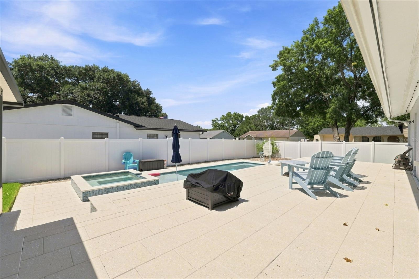 15868 COUNTRY LAKE DR — photo 28
