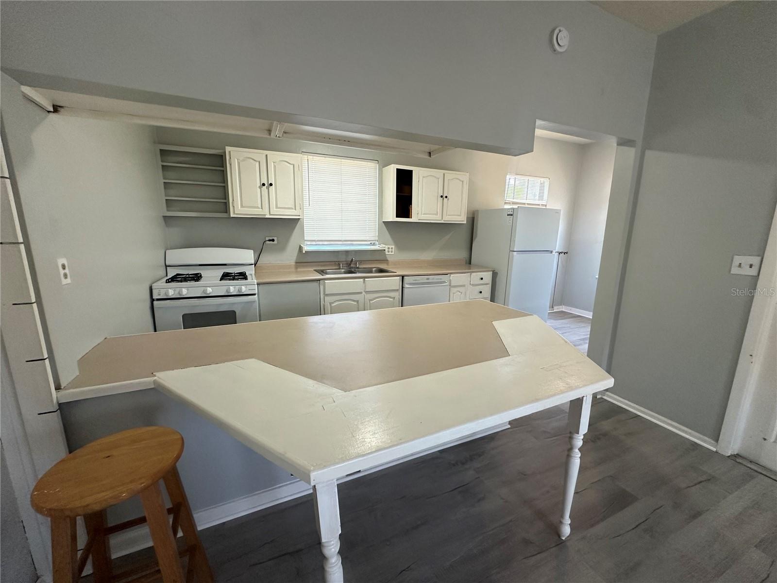 310 SPRING CT #A — photo 2