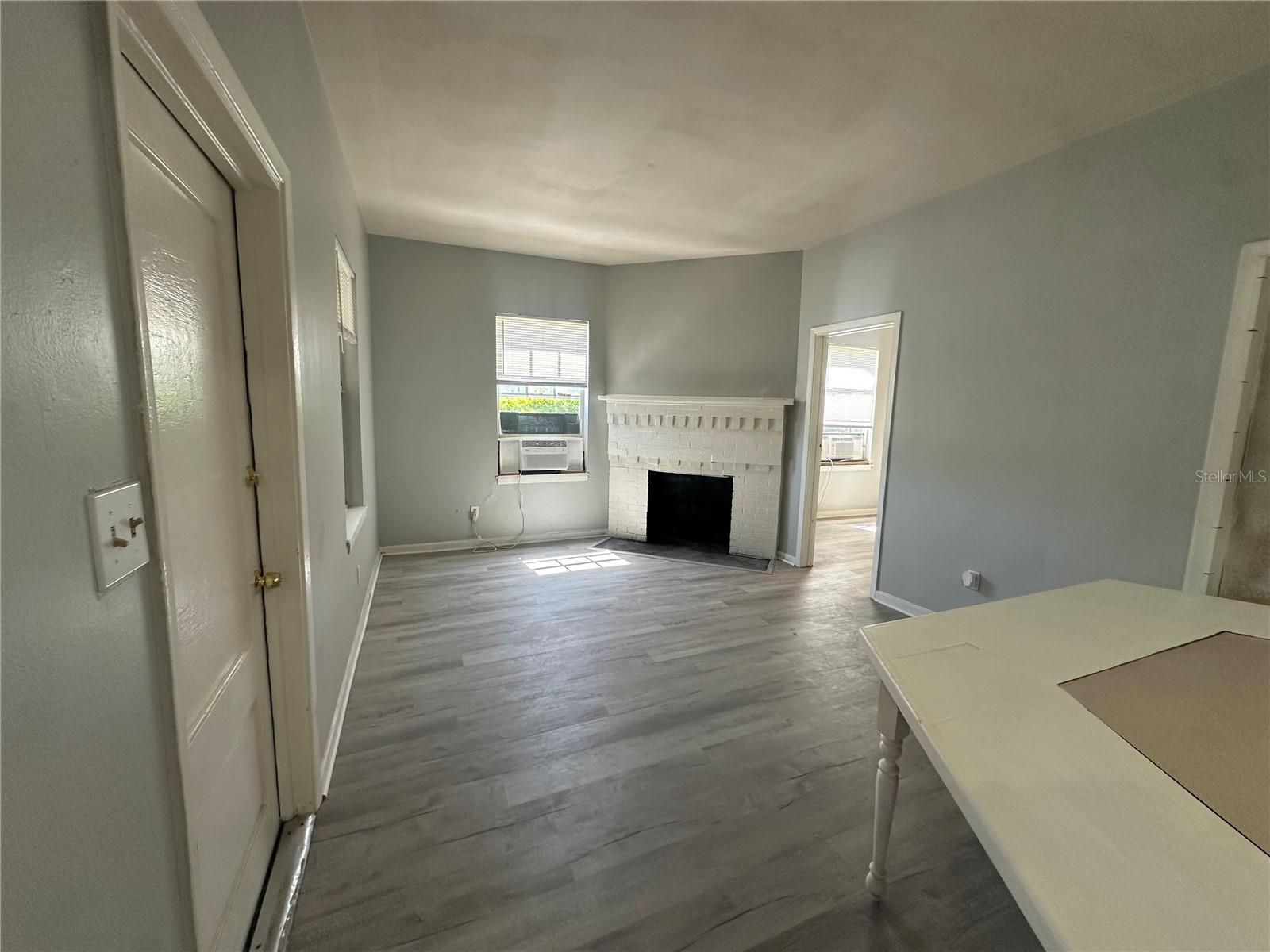 310 SPRING CT #A — photo 3
