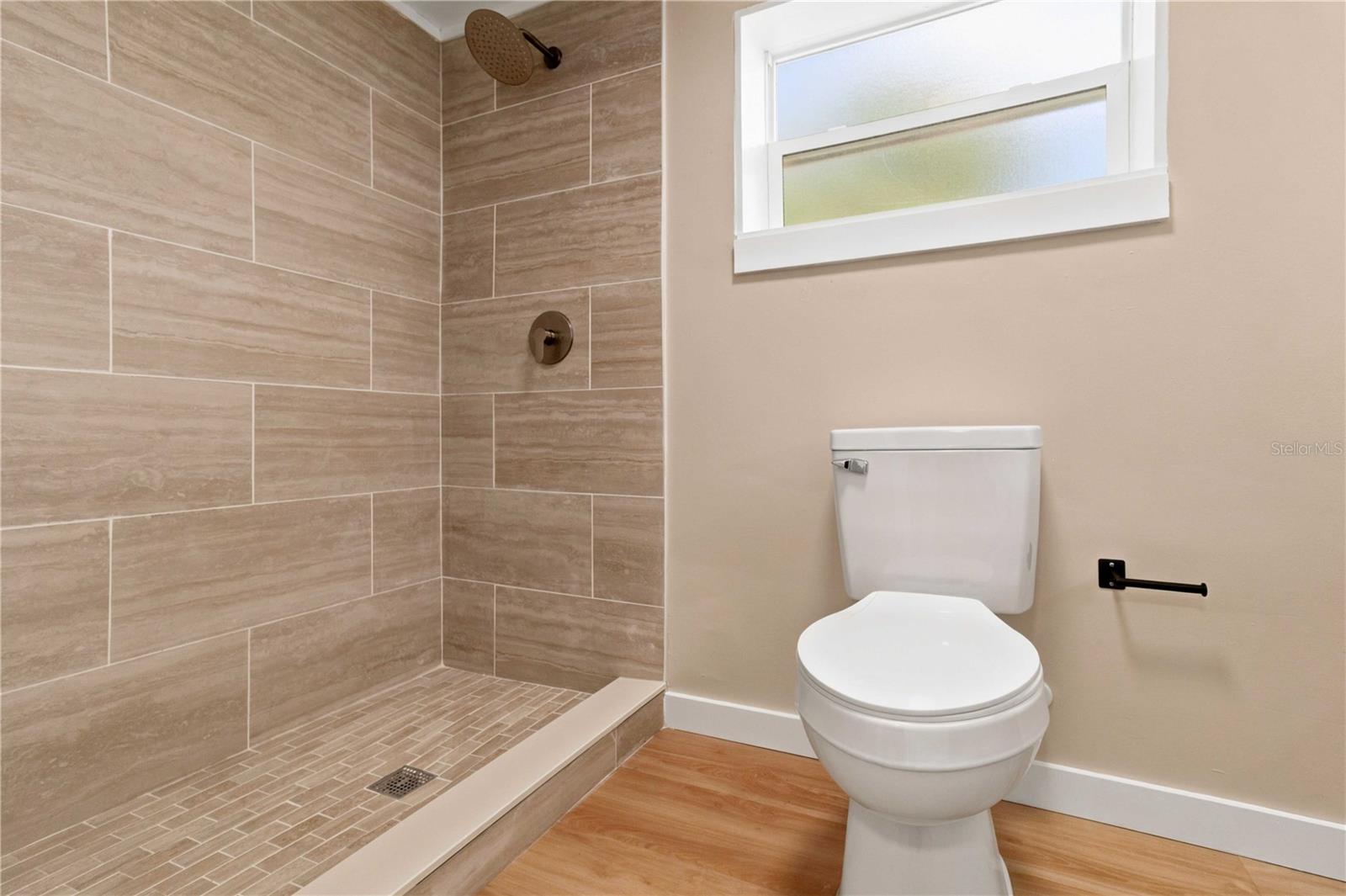 2057 GARDEN PKWY — photo 15