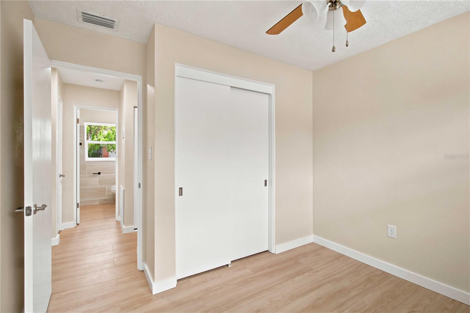 2057 GARDEN PKWY — photo 29