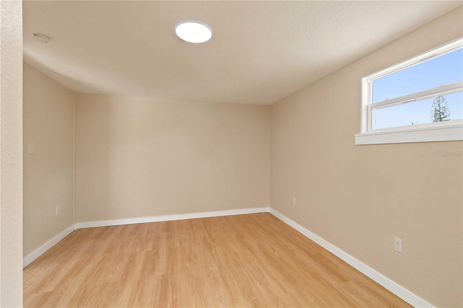2057 GARDEN PKWY — photo 21