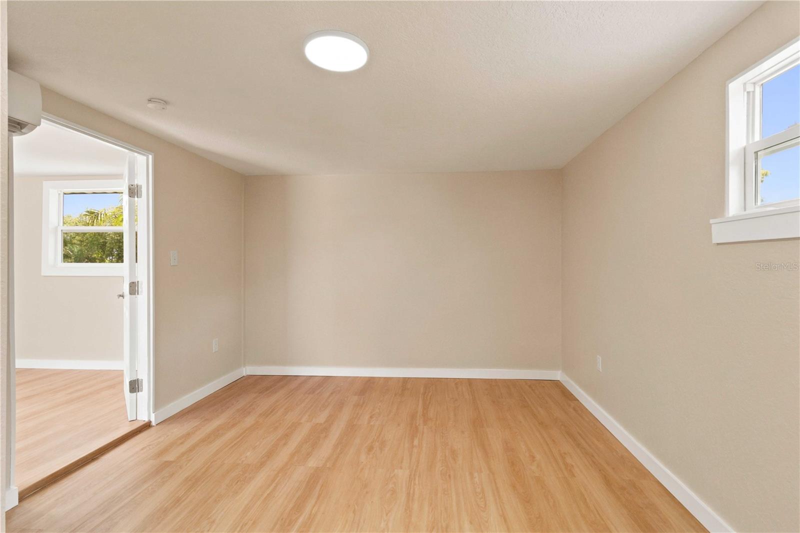2057 GARDEN PKWY — photo 20