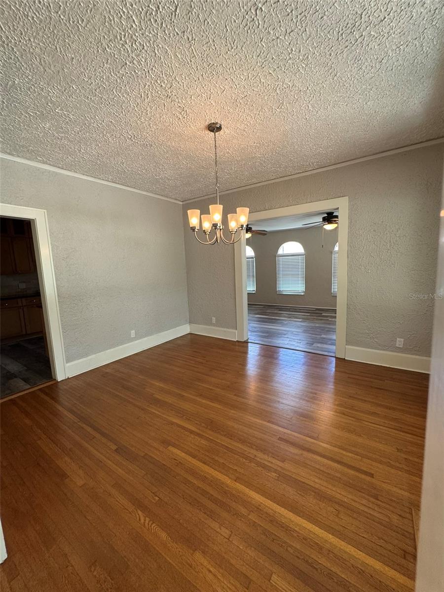 30 KREAMER AVE — photo 21