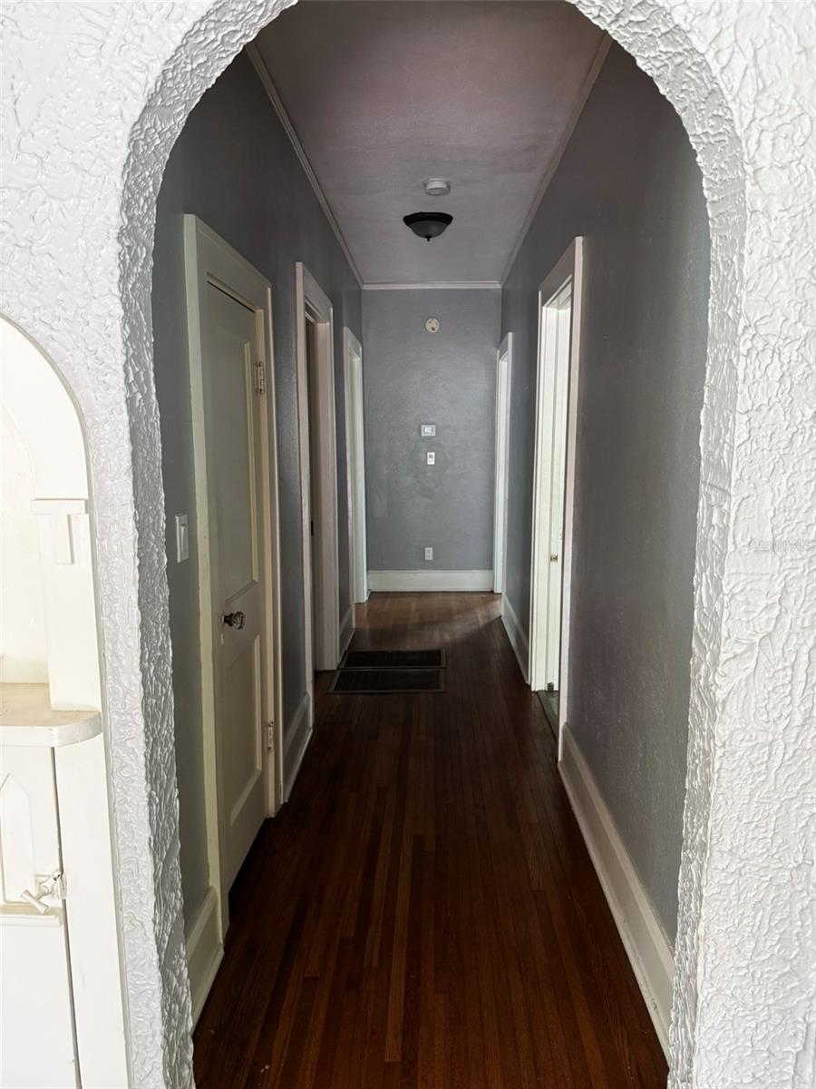 30 KREAMER AVE — photo 7