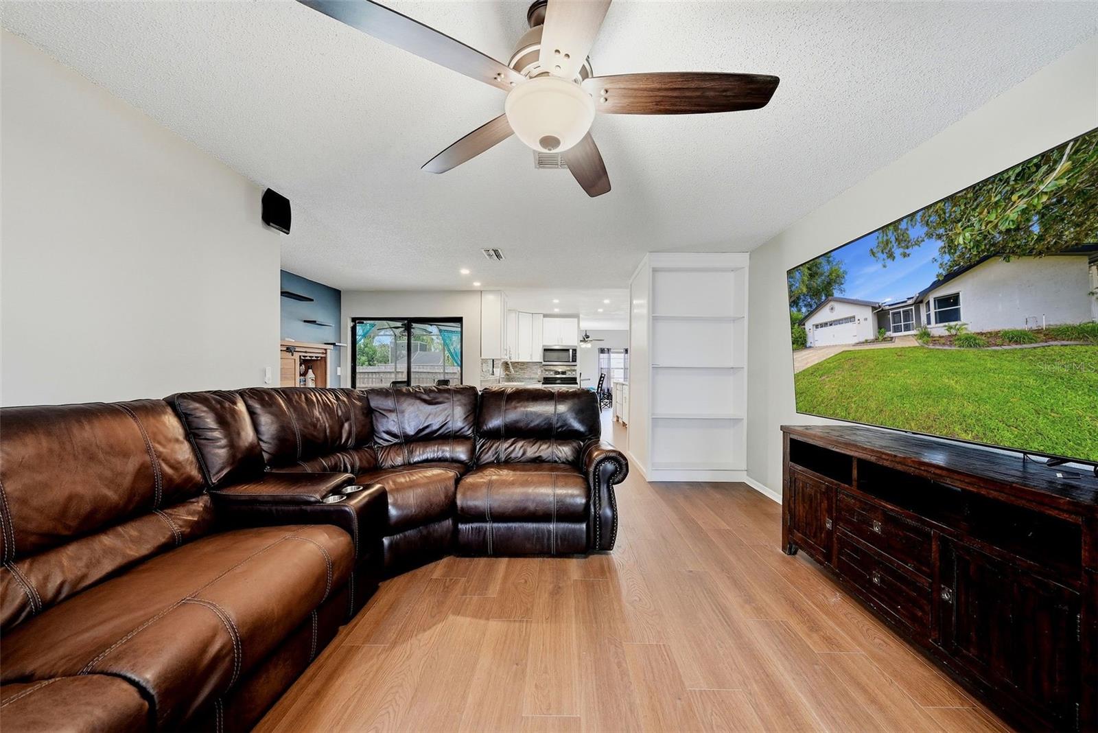 3916 BLOOMING HILL LN — photo 19