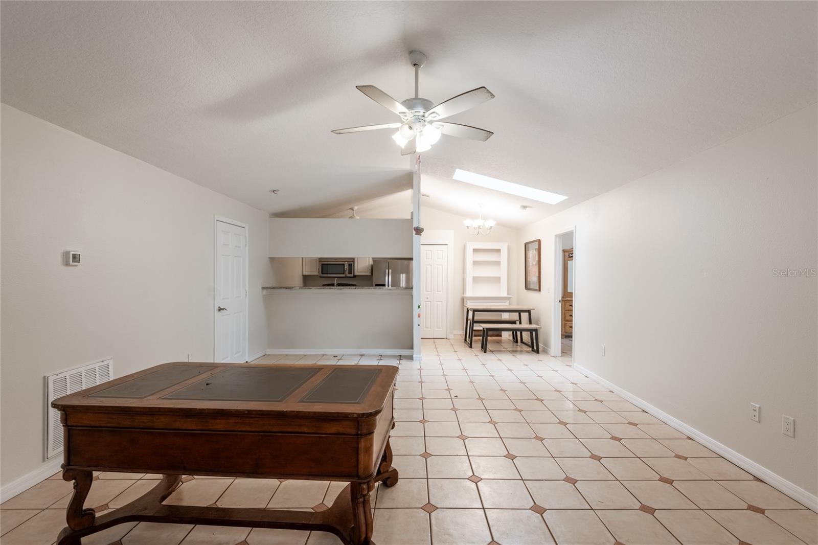1213 BENEDICT CT — photo 37