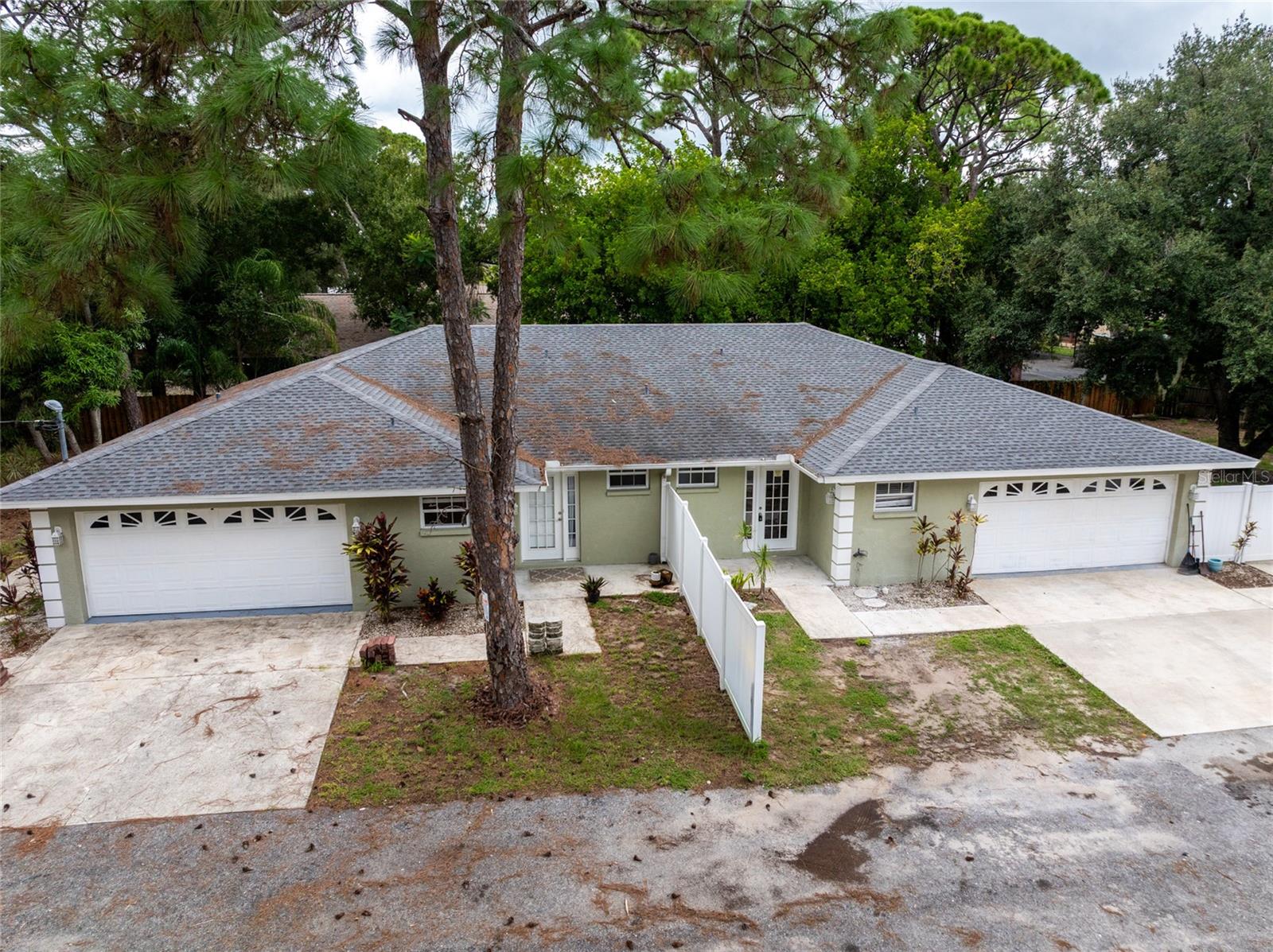 1213 BENEDICT CT — photo 2