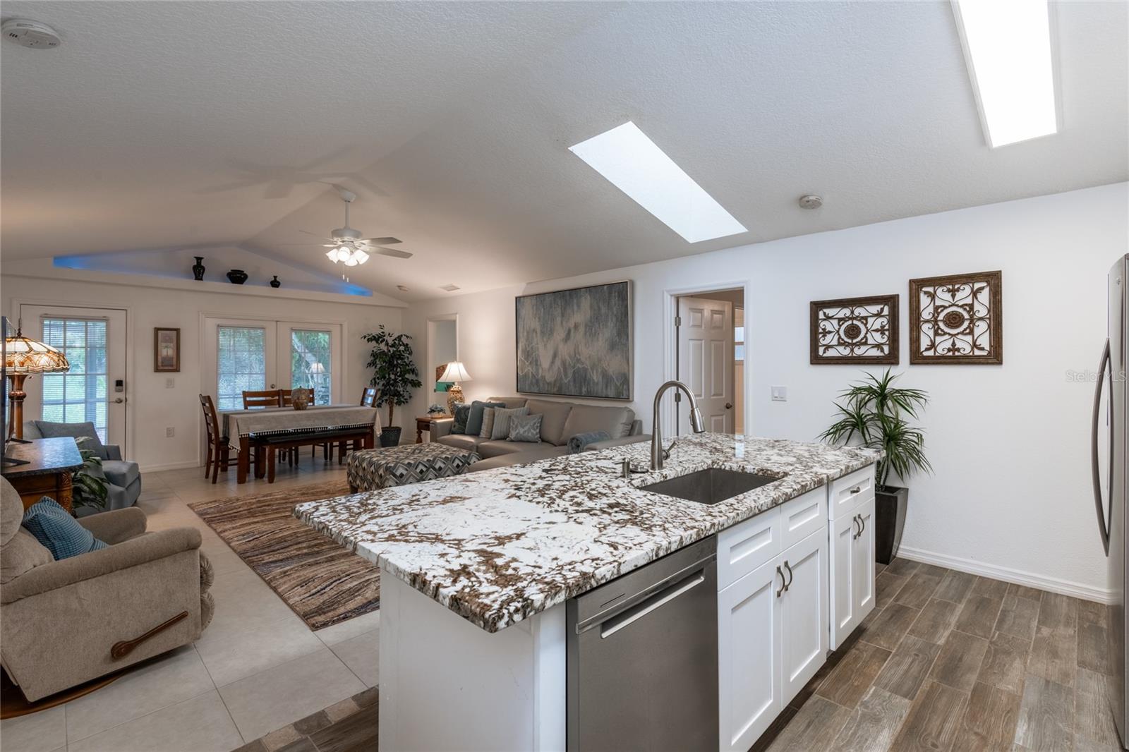 1213 BENEDICT CT — photo 8