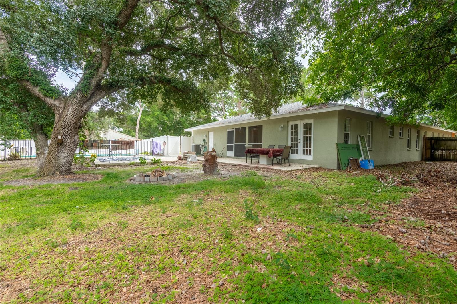 1213 BENEDICT CT — photo 50