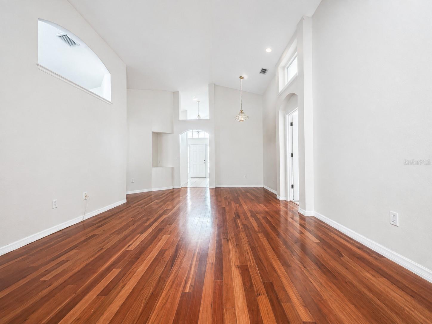 12533 SPARKLEBERRY RD — photo 7