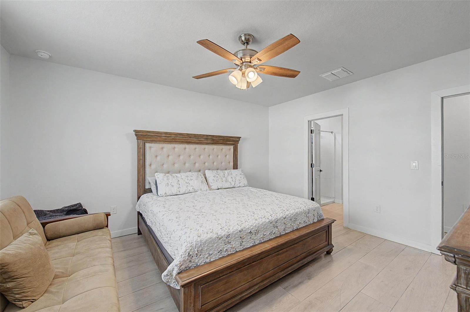 30154 MARQUETTE AVE — photo 13