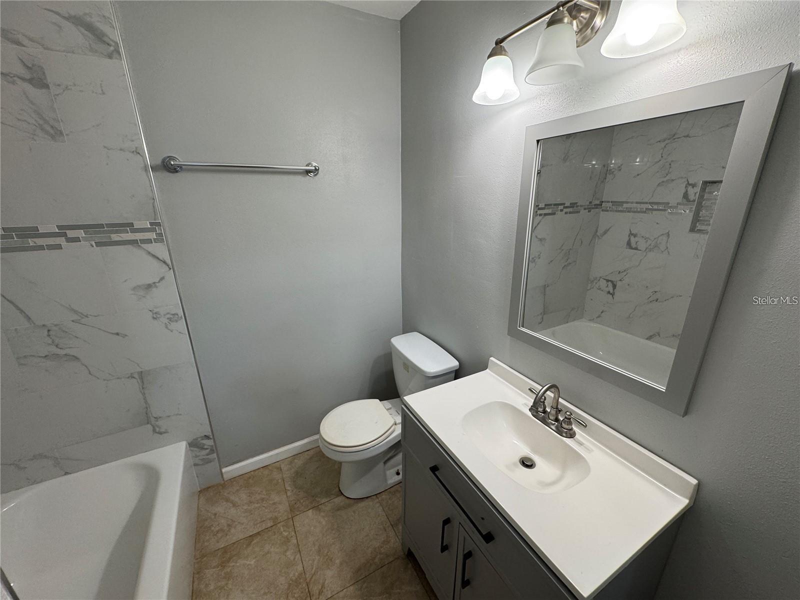 3011 E FLORA ST — photo 16