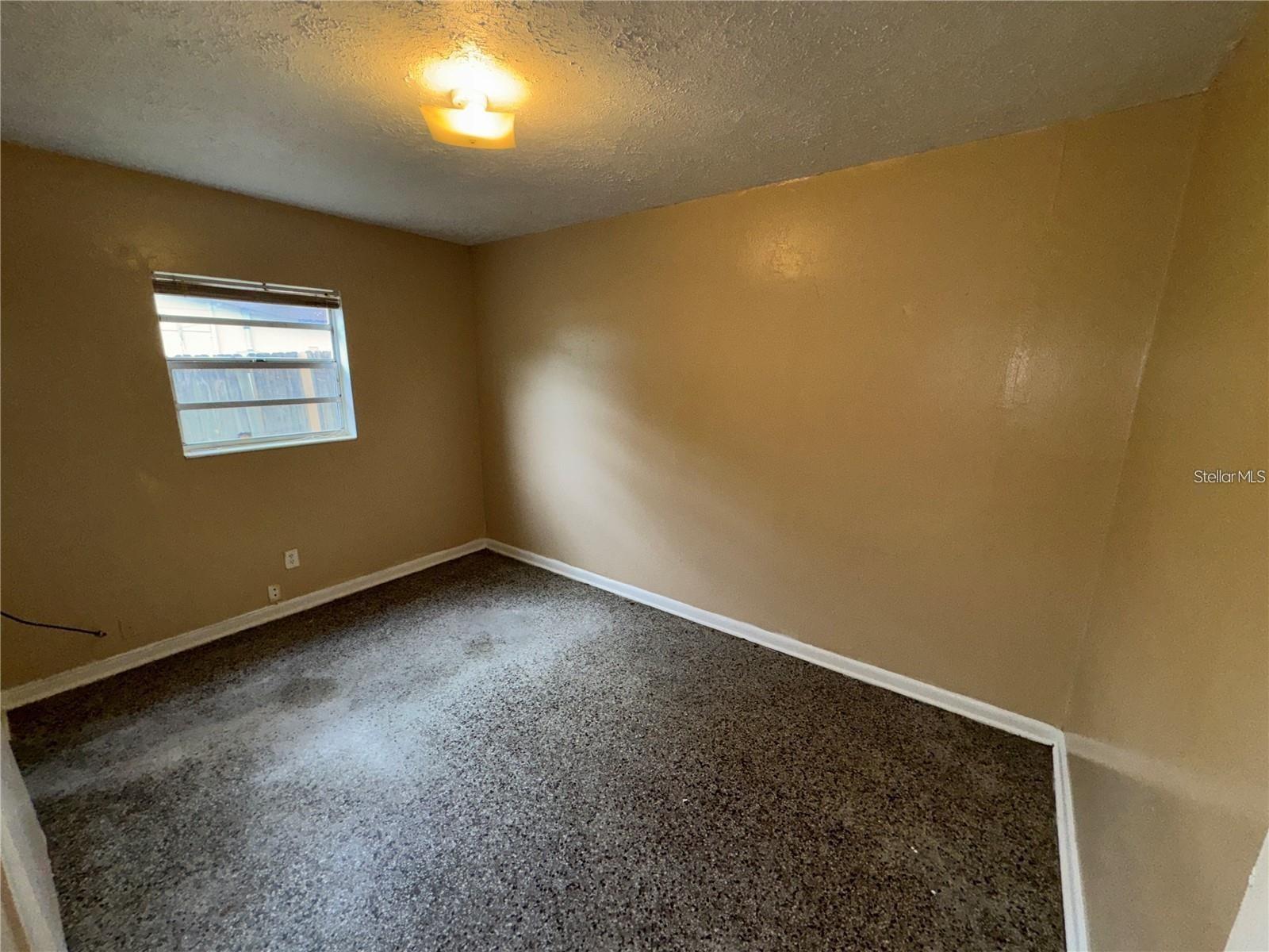 3011 E FLORA ST — photo 13