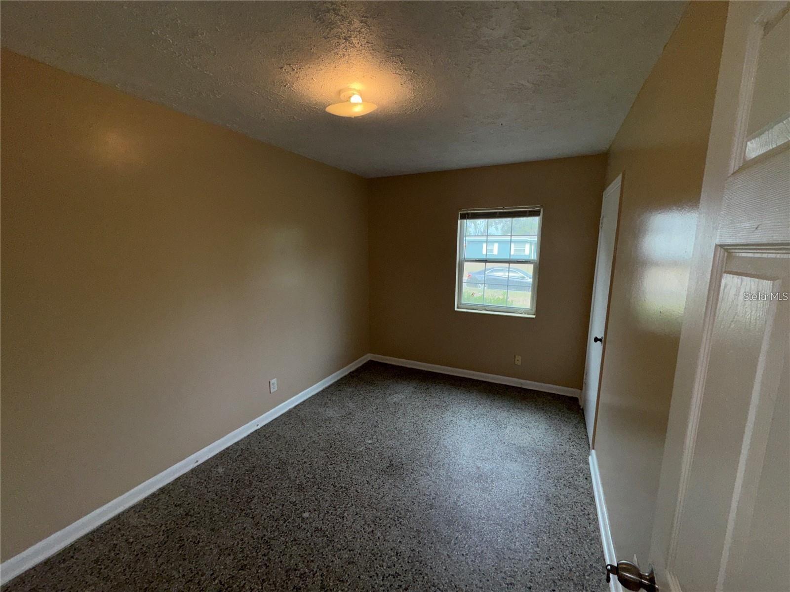 3011 E FLORA ST — photo 9