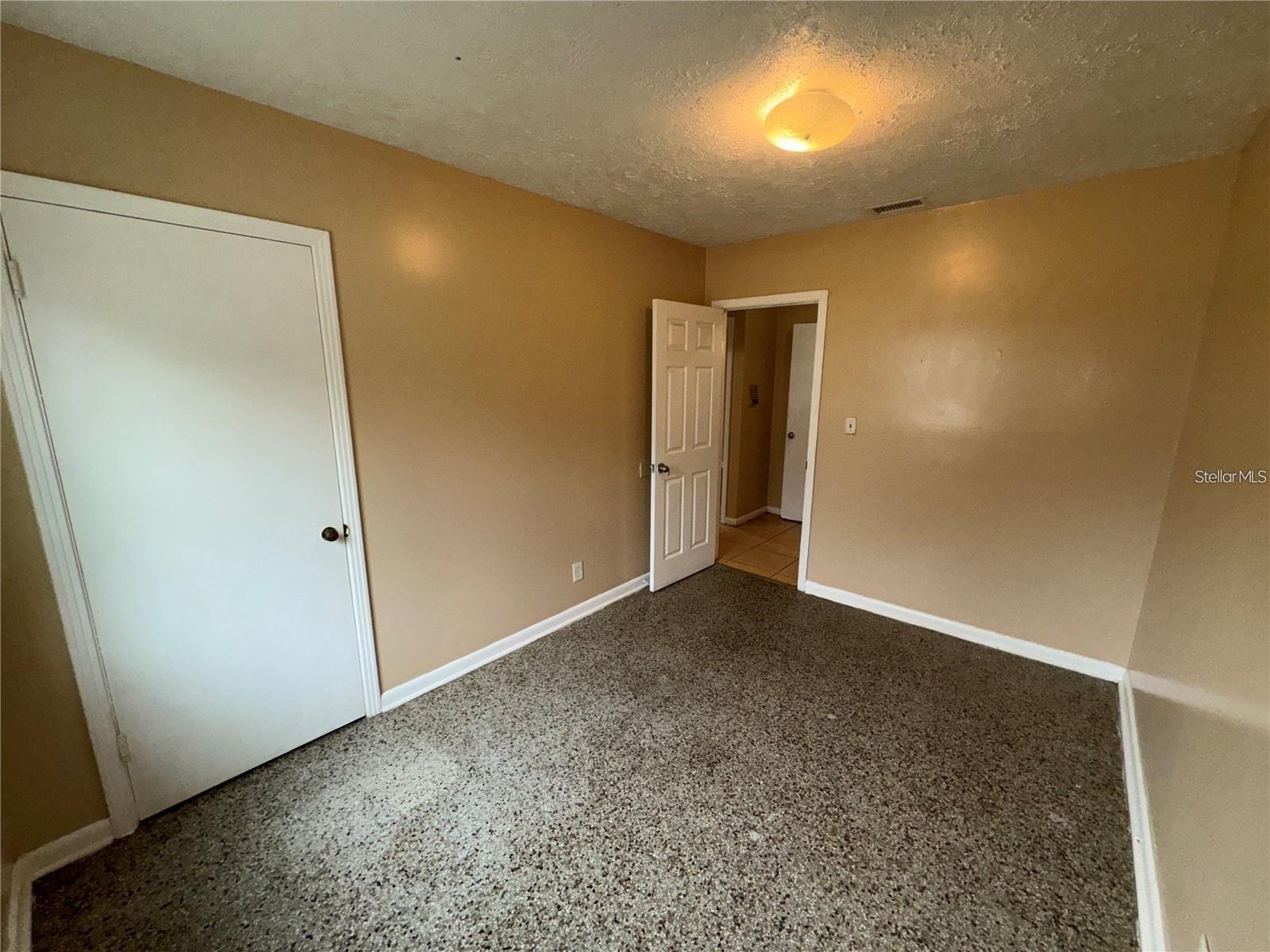 3011 E FLORA ST — photo 10