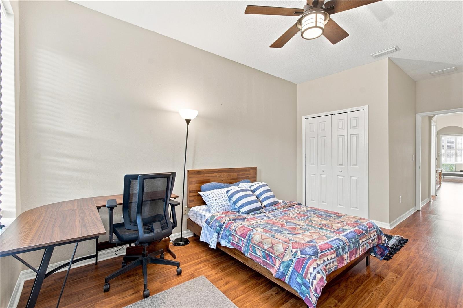 2251 PARK CRESCENT DR — photo 32