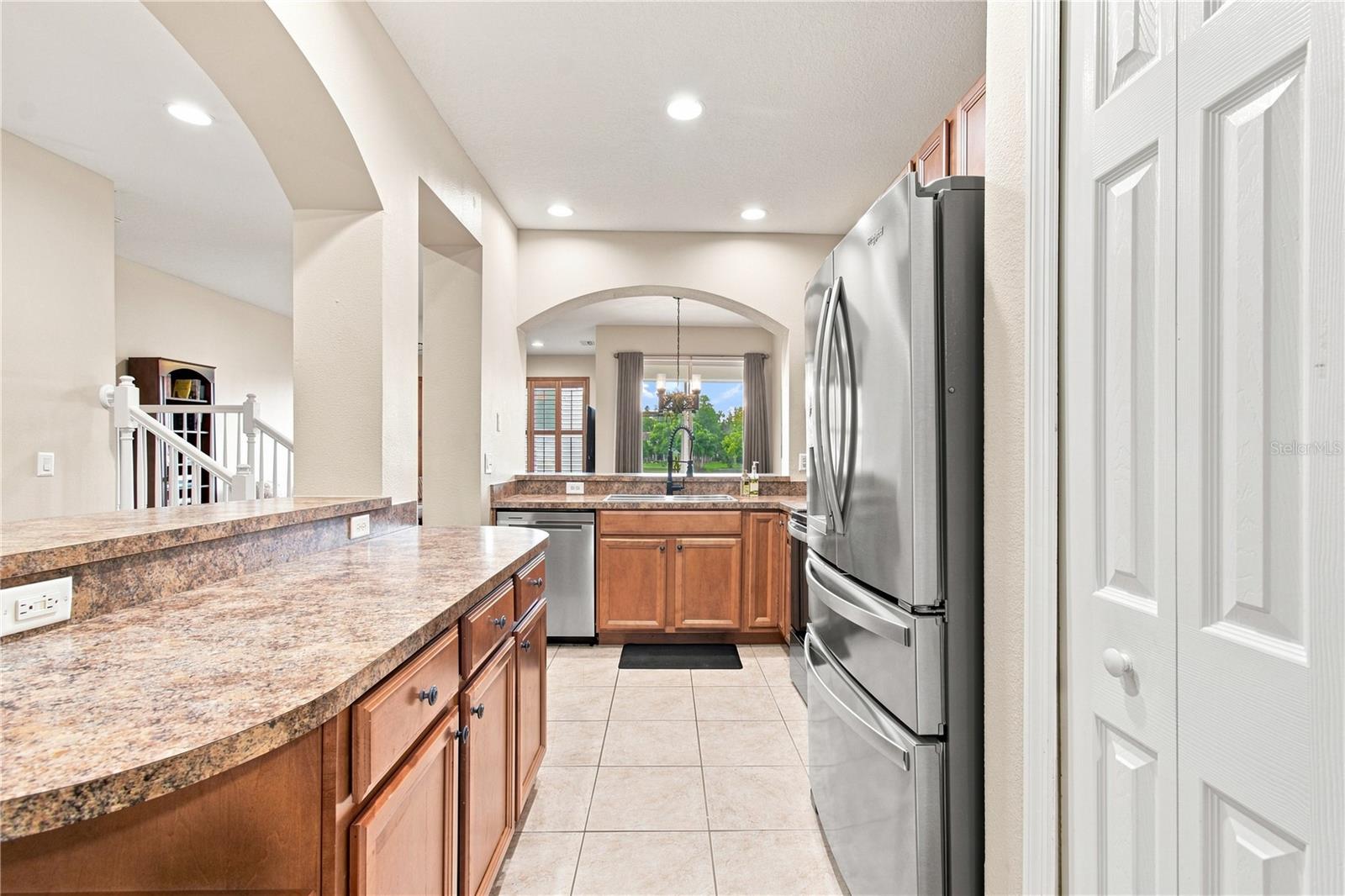 2251 PARK CRESCENT DR — photo 13