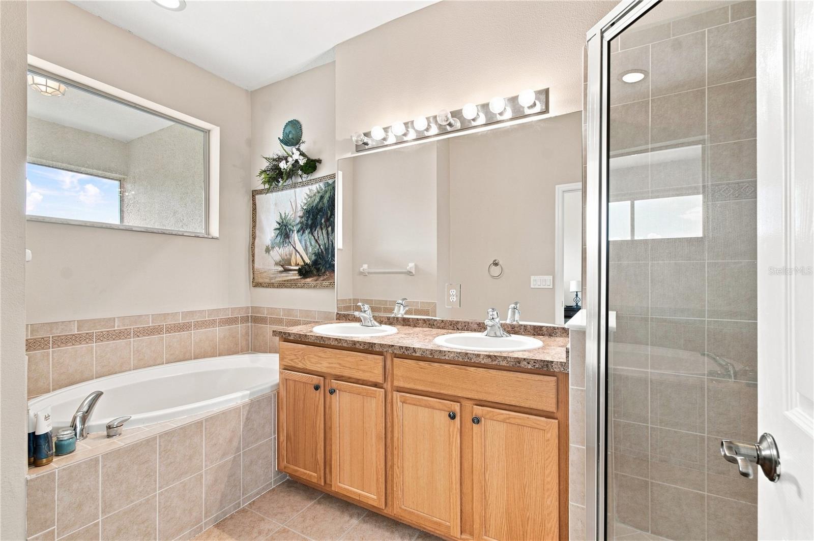 2251 PARK CRESCENT DR — photo 28