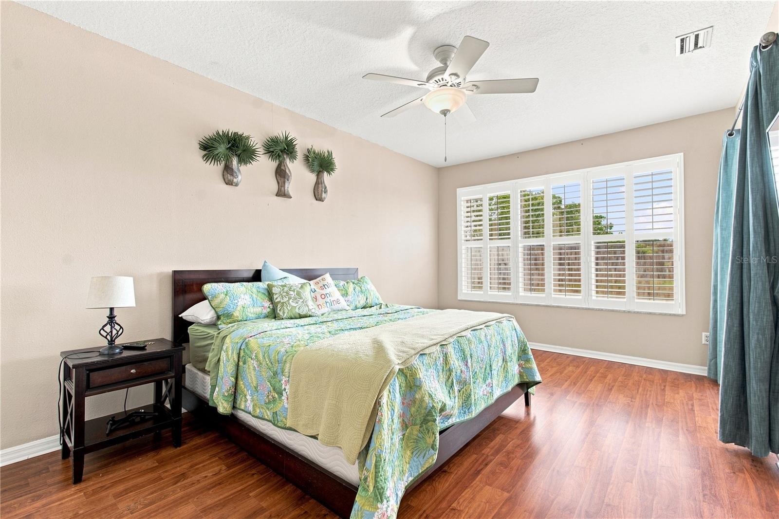 2251 PARK CRESCENT DR — photo 25