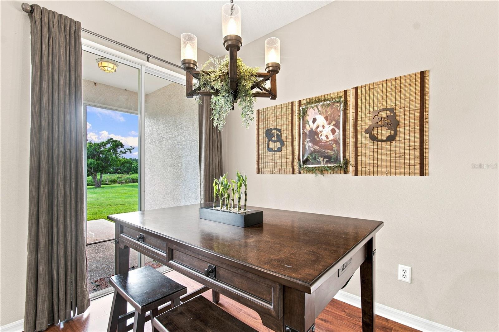 2251 PARK CRESCENT DR — photo 22