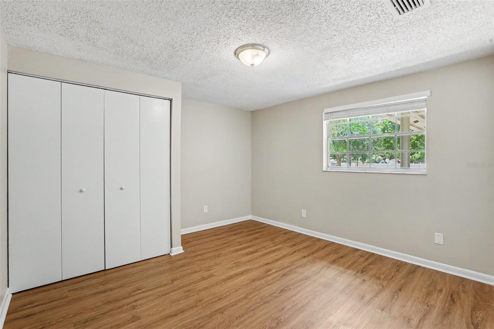 603 HIGHVIEW TER N — photo 10