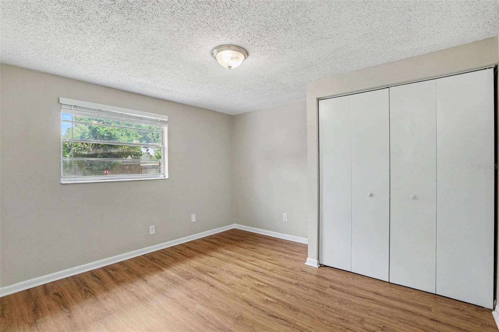 603 HIGHVIEW TER N — photo 12