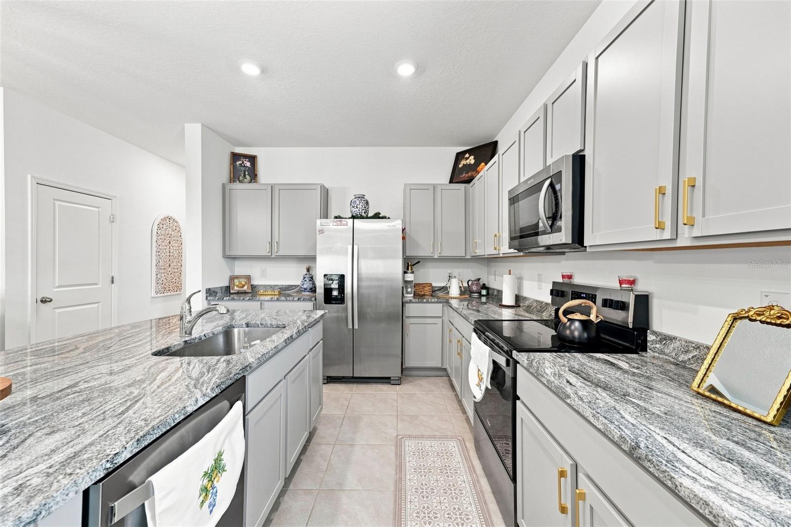 32898 PEZ LANDING LN — photo 16