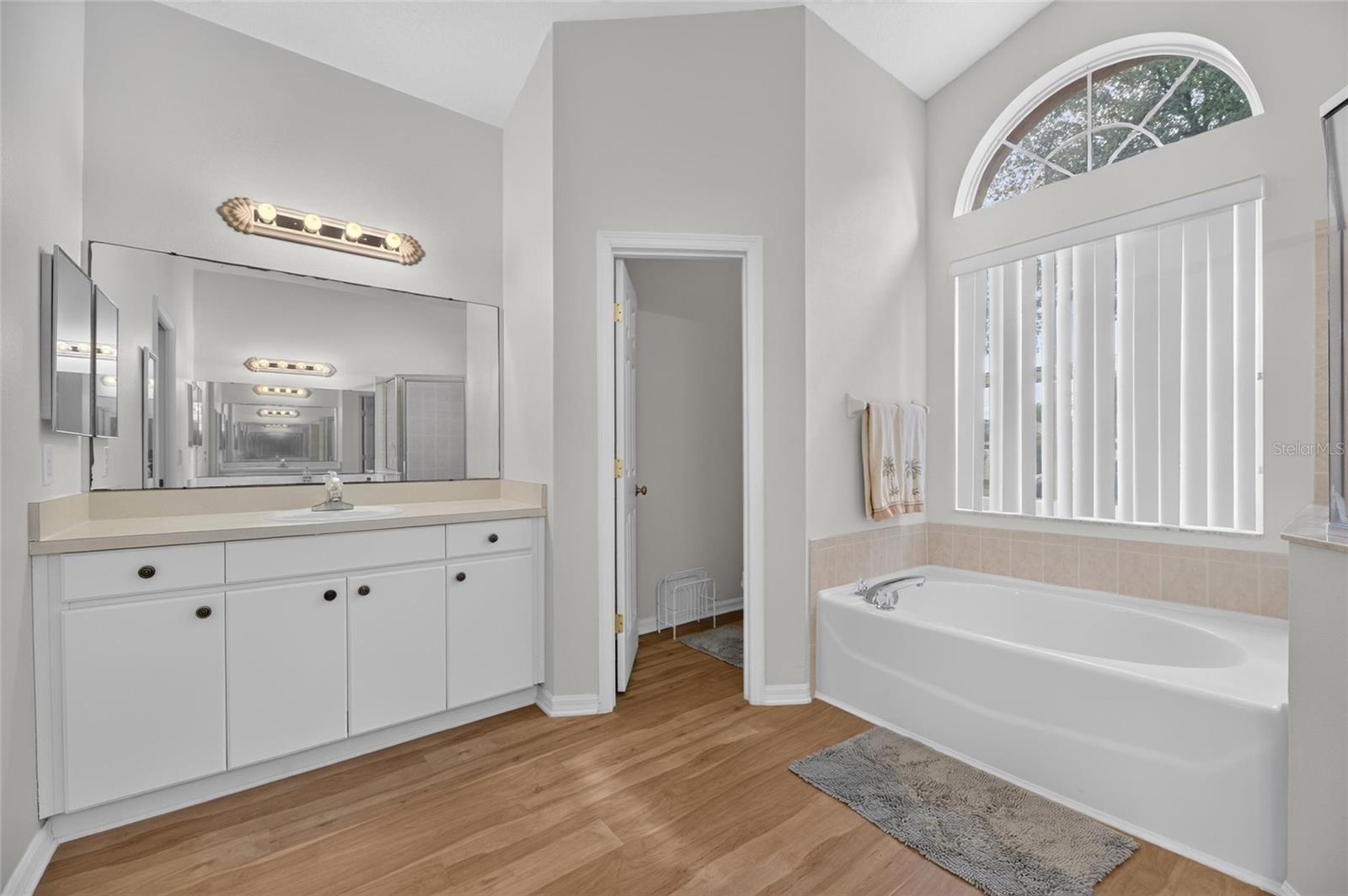10303 TARRAGON DR — photo 23