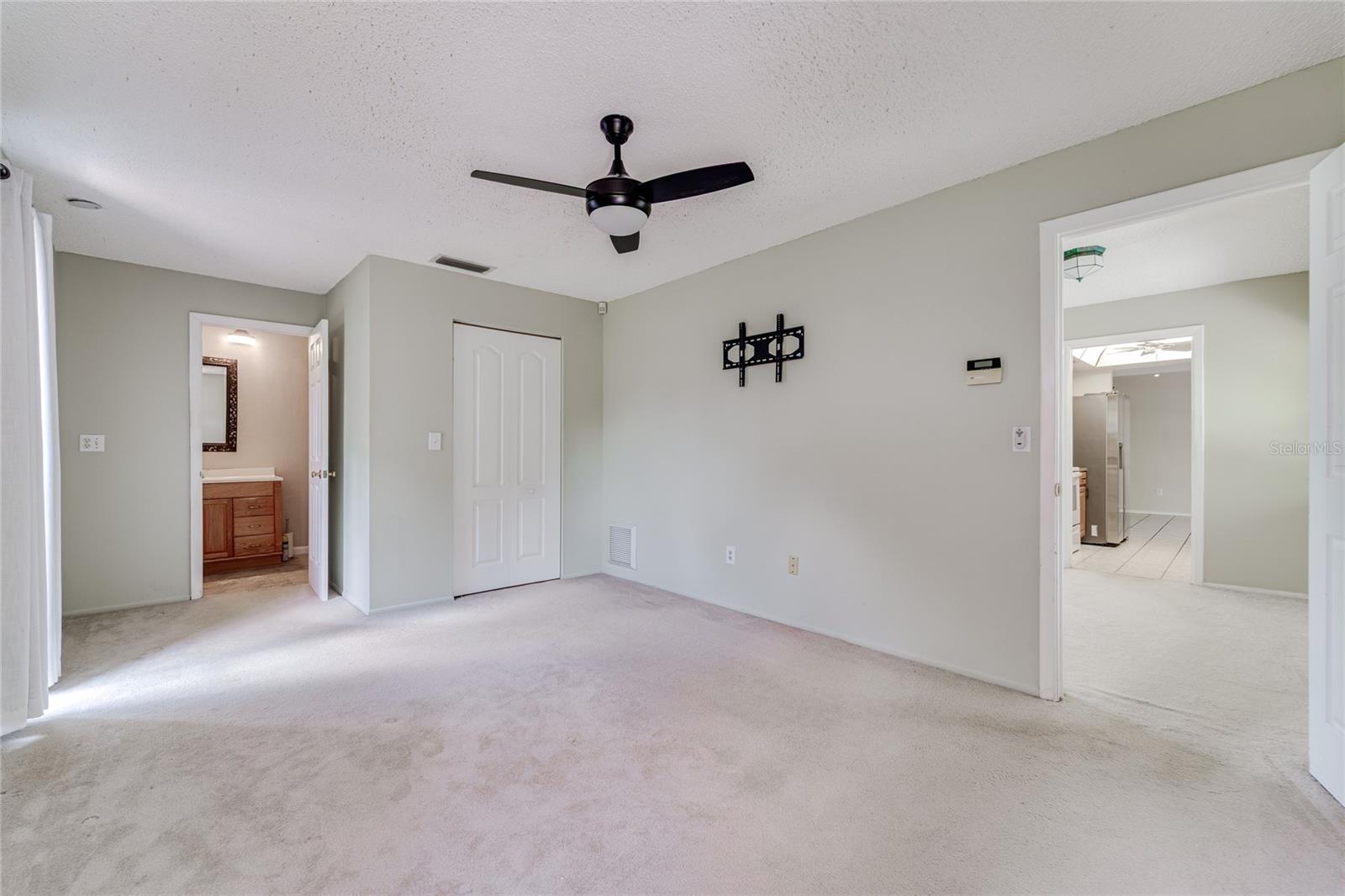 2419 TIMBERCREST CIR W — photo 27