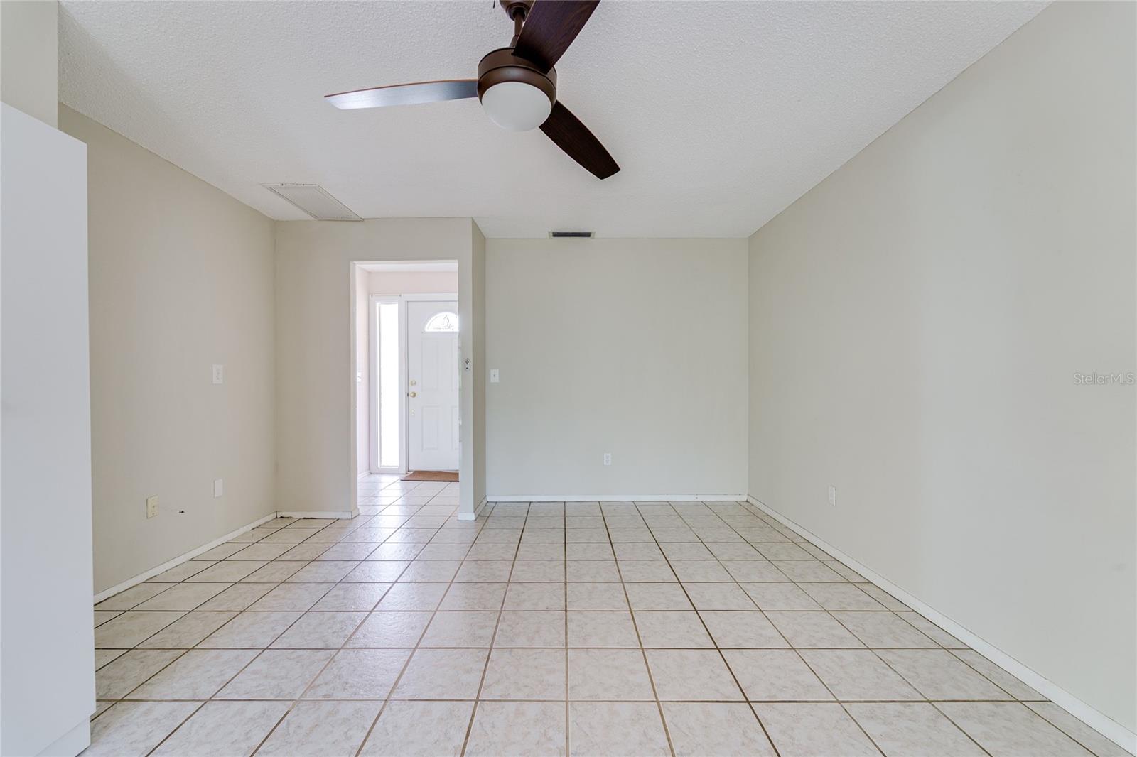 2419 TIMBERCREST CIR W — photo 24