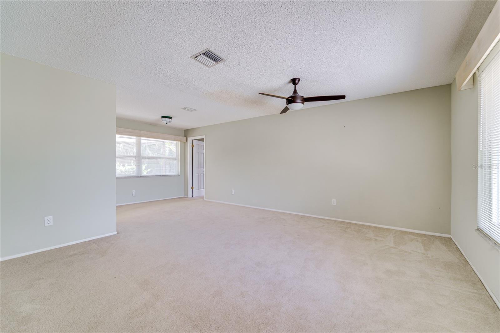 2419 TIMBERCREST CIR W — photo 14
